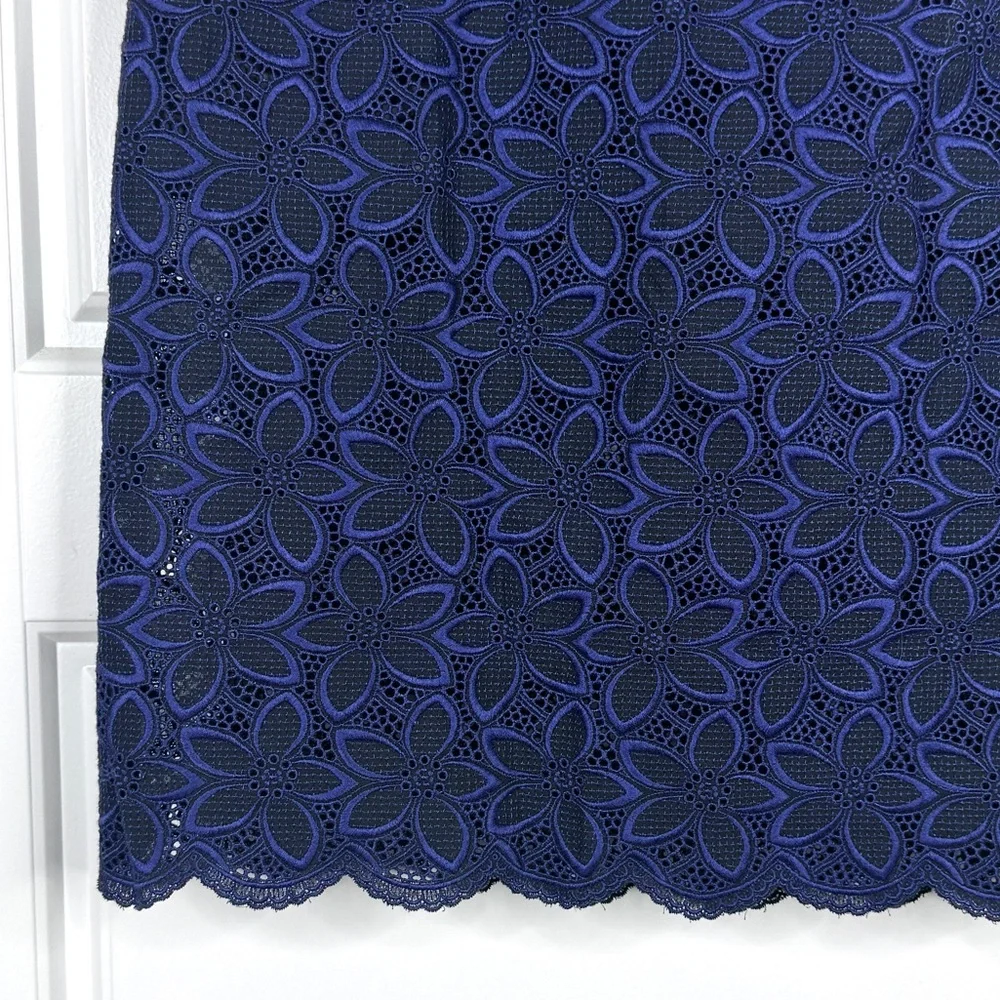 SACAI LUCK Lace Pattern Embroidered Skirt NEW Size 2 Blue